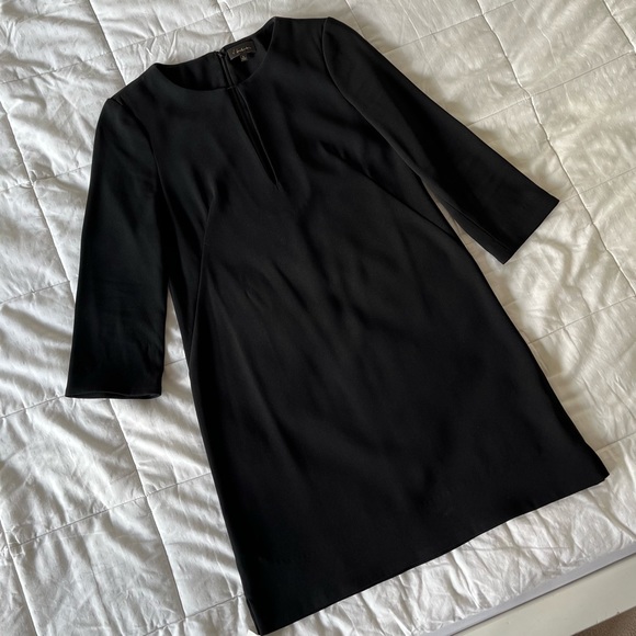 T. Babaton Black V-Neck 3/4 Sleeve Mini Dress Size 0 - Picture 4 of 16